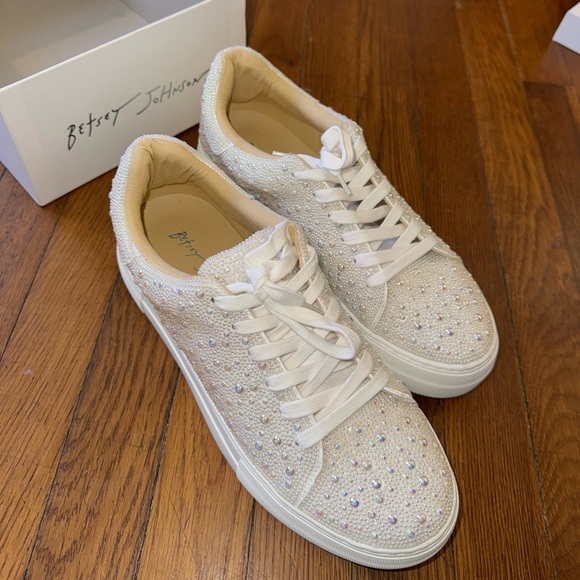 Betsey Johnson White and Gold Sneakers - Picture 4 of 6